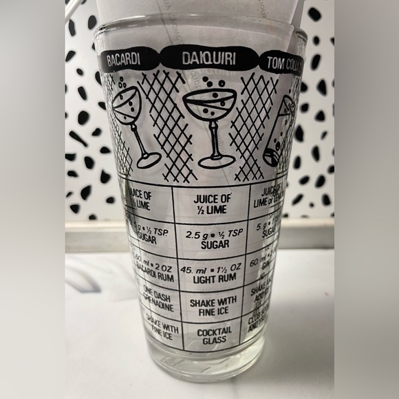 Vintage Irvinware Drink Recipe Glass with Measurements - Picture 2 of 4